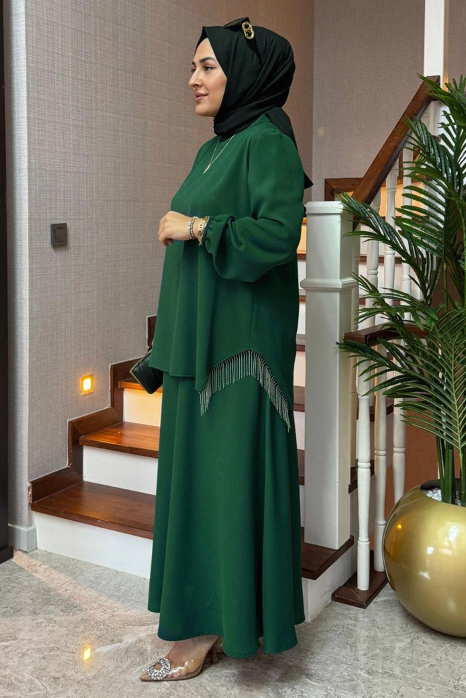 Vêtements hijab VERT COSTUME À JUPE À FRANGES T 1203