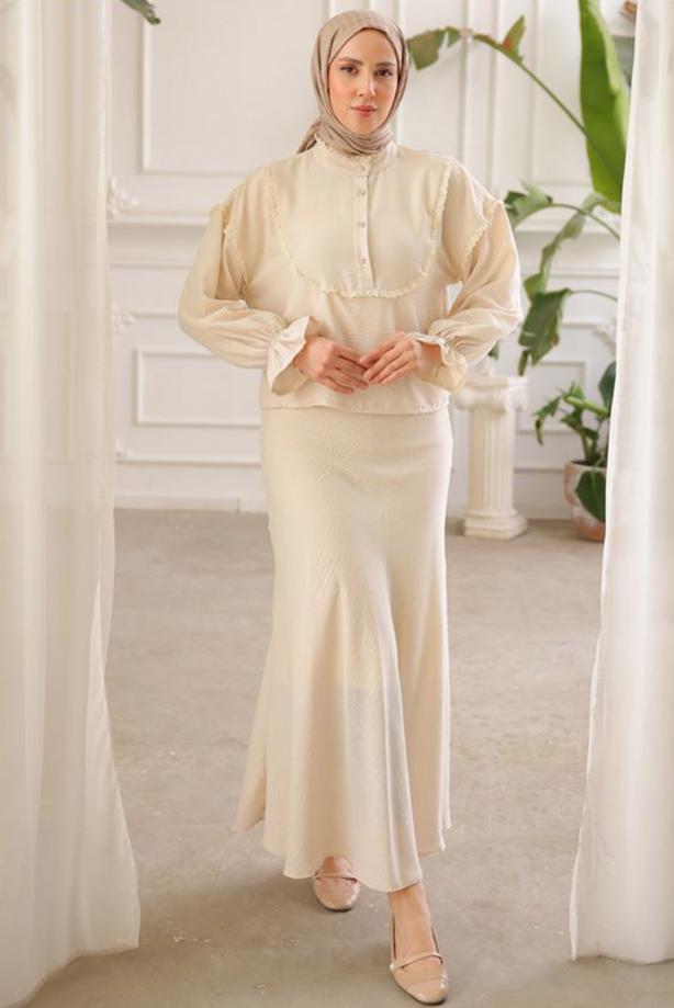 Tesettür giyim BEJ DANTEL DETAYLI ETEKLİ TAKIM T 8702 - TRENDTESETTÜR
