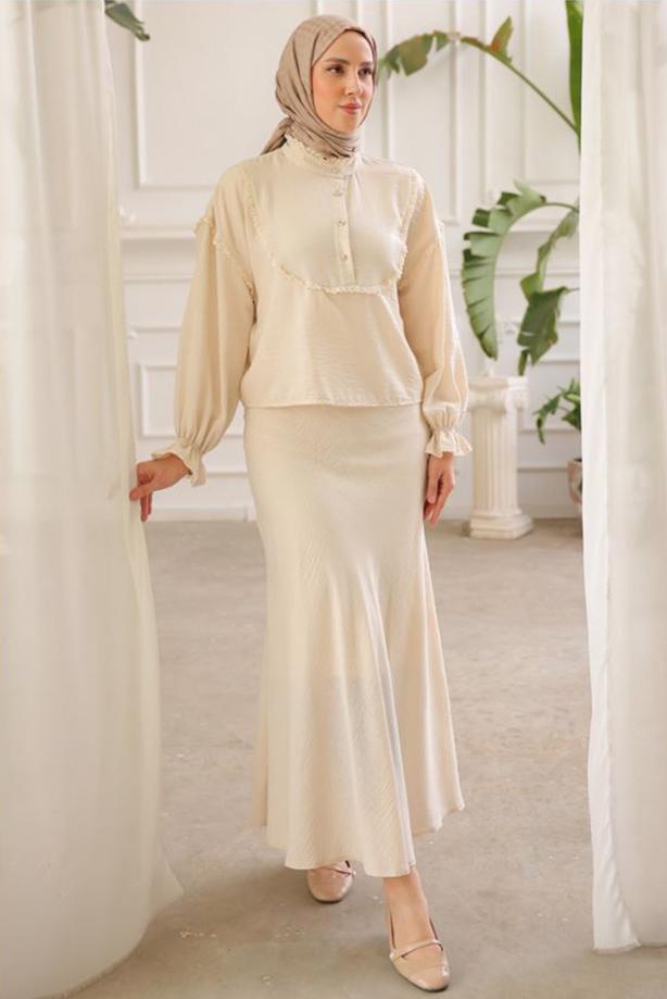 Tesettür giyim BEJ DANTEL DETAYLI ETEKLİ TAKIM T 8702 - TRENDTESETTÜR