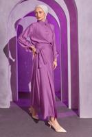 Tesettür giyim MOR BAĞLAMA DETAYLI ETEKLİ TAKIM T 9714