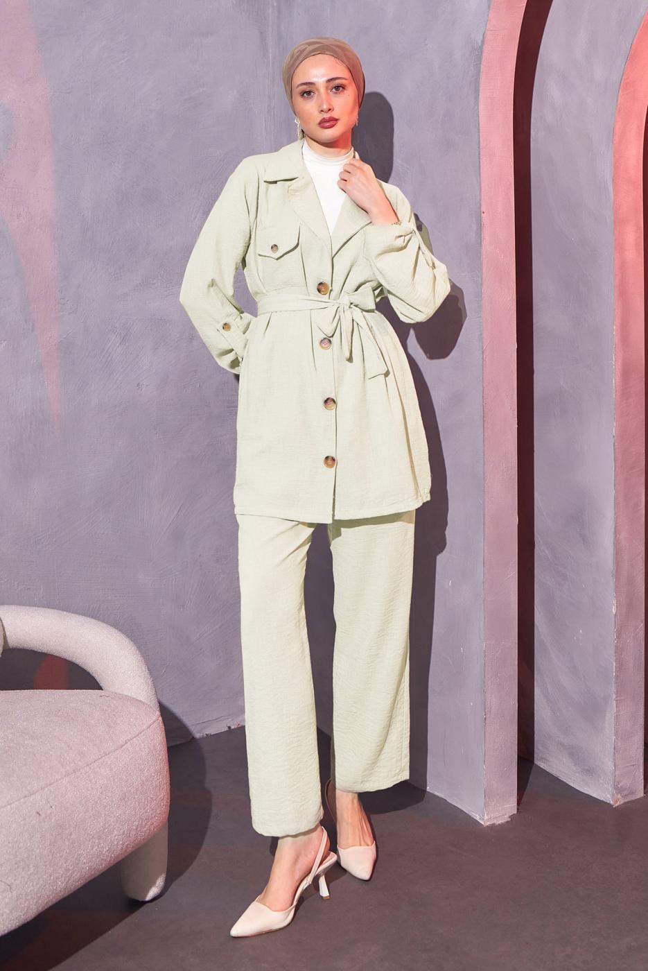 Tesettür giyim BEJ KUŞAKLI PANTOLONLU TAKIM T 0114