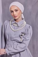 Tesettür giyim GRİ BROŞ DETAYLI PANTOLONLU TAKIM T 0493