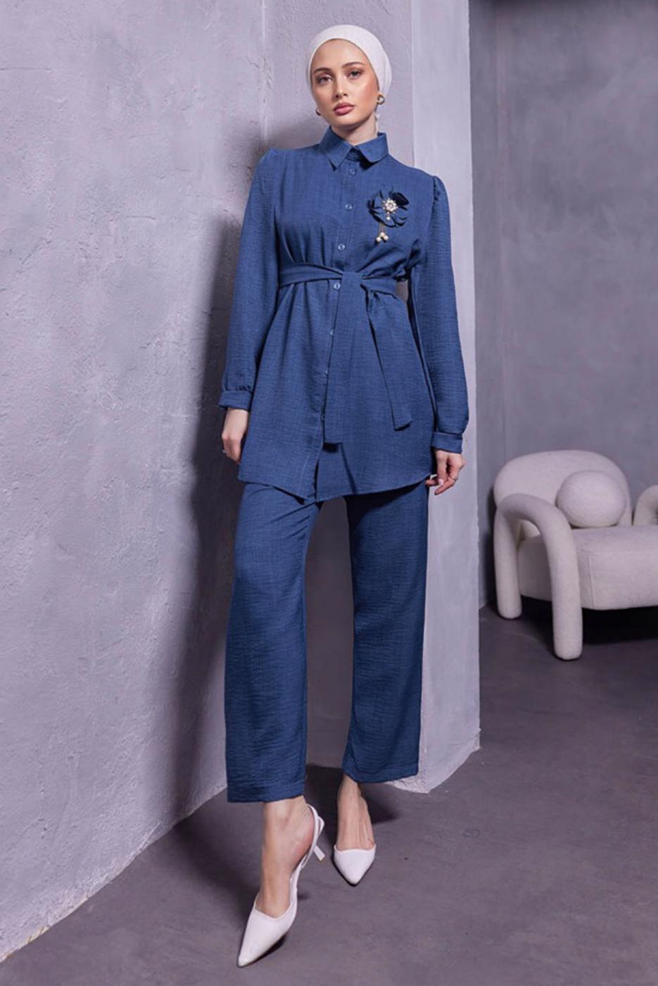 Tesettür giyim LACİVERT BROŞ DETAYLI PANTOLONLU TAKIM T 0493