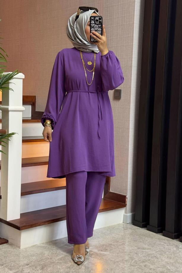 Tesettür giyim MOR BAĞCIK DETAYLI PANTOLONLU TAKIM T 1071 - TRENDTESETTÜR