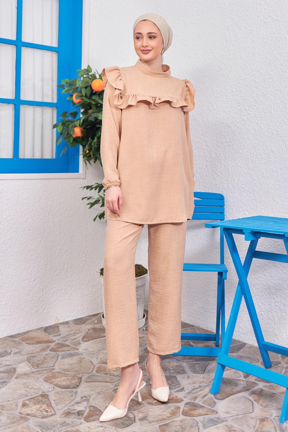 Tesettür giyim BEJ VOLAN DETAYLI PANTOLONLU TAKIM T 1183