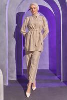 Tesettür giyim BEJ BROŞ DETAYLI PANTOLONLU TAKIM T 1193