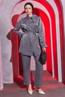 Tesettür giyim GRİ BROŞ DETAYLI PANTOLONLU TAKIM T 1204