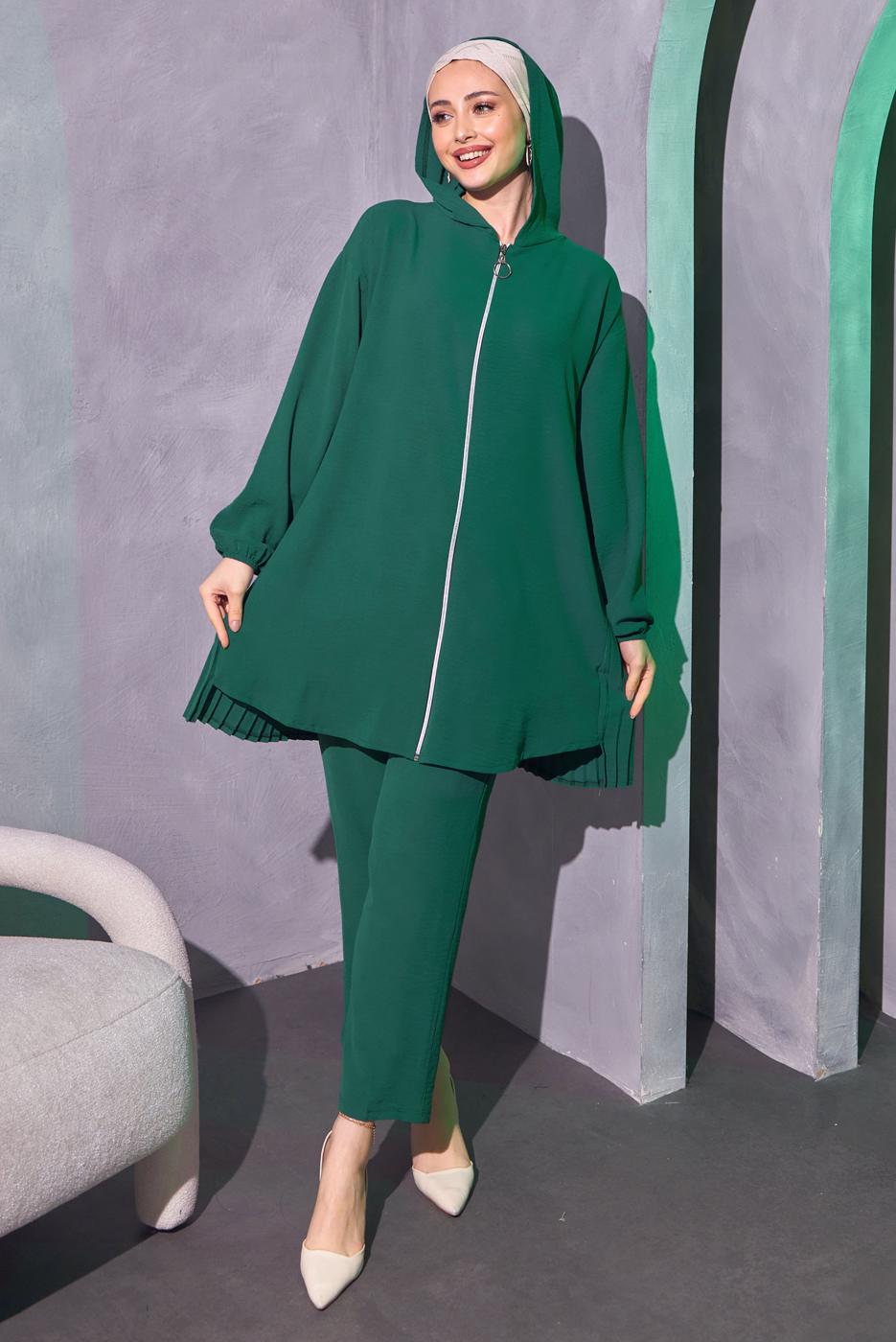 Tesettür giyim YEŞİL KAPÜŞONLU PANTOLONLU TAKIM T 1214