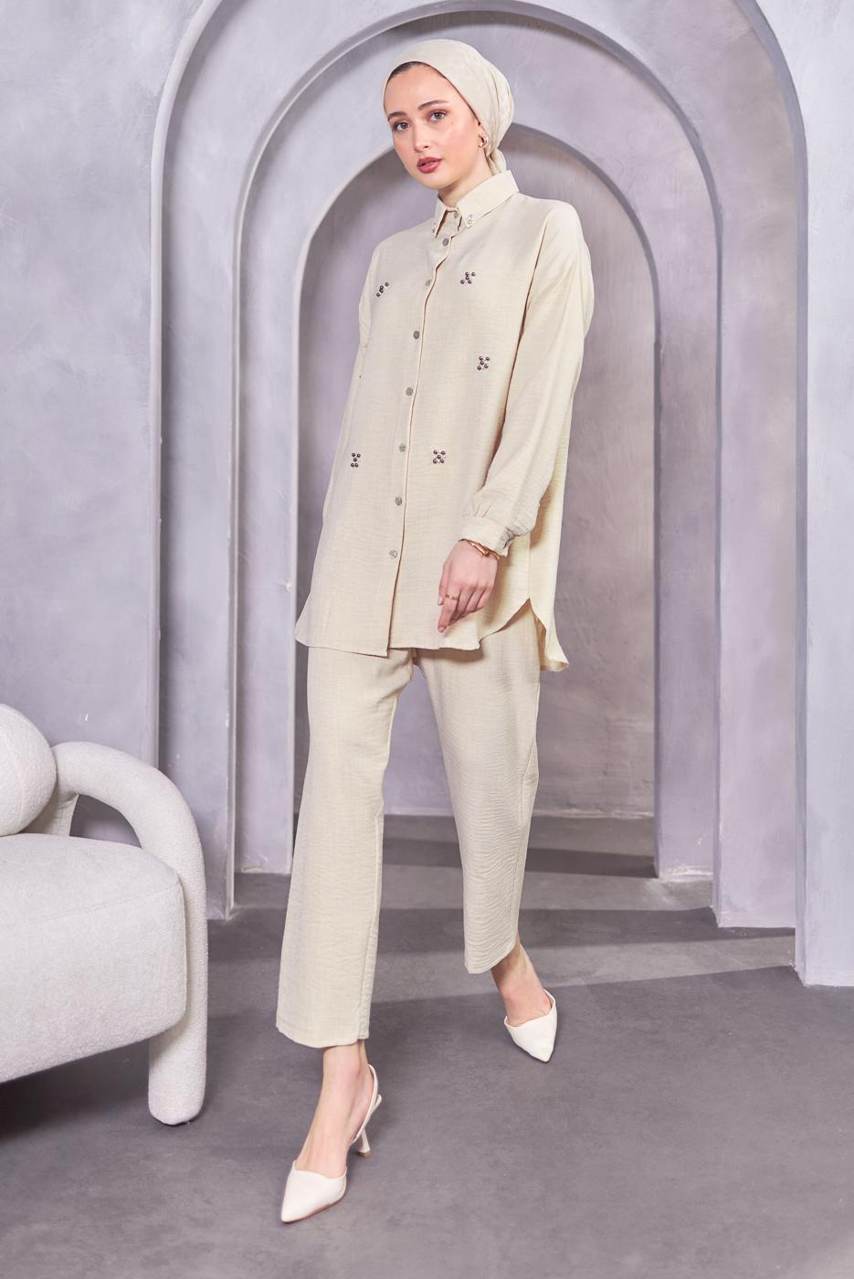 Tesettür giyim BEJ DÜĞMELİ PANTOLONLU TAKIM T 1283