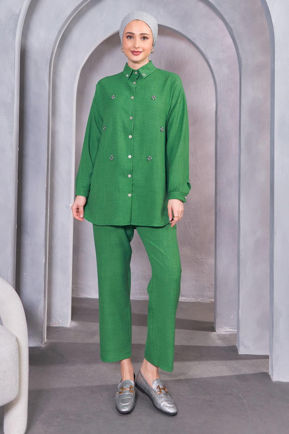 Tesettür giyim YEŞİL DÜĞMELİ PANTOLONLU TAKIM T 1283