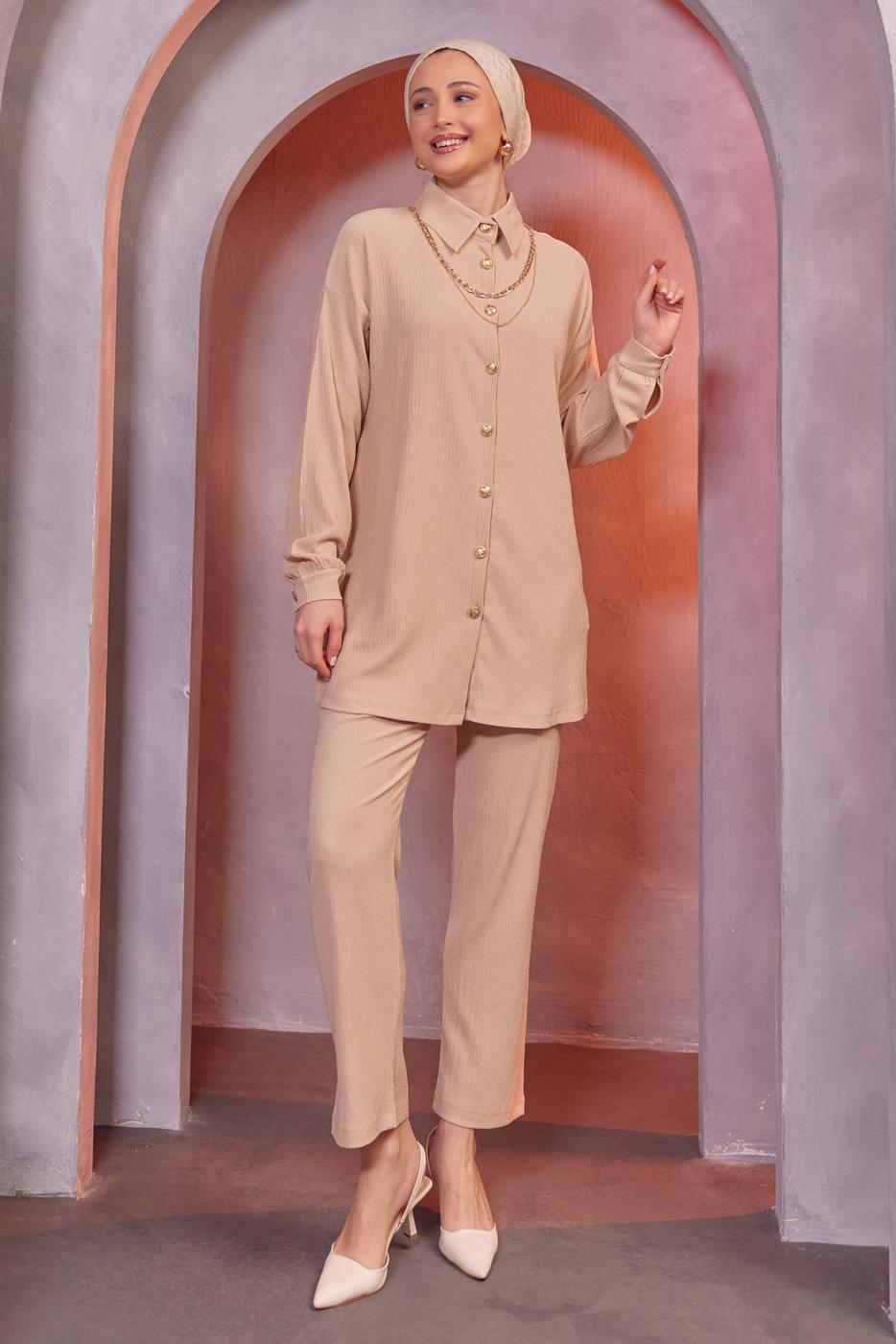 Tesettür giyim BEJ ZİNCİR DETAYLI PANTOLONLU TAKIM T 2393