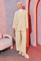 Tesettür giyim BEJ ÇAPRAZ BAĞLAMALI PANTOLONLU TAKIM T 3604