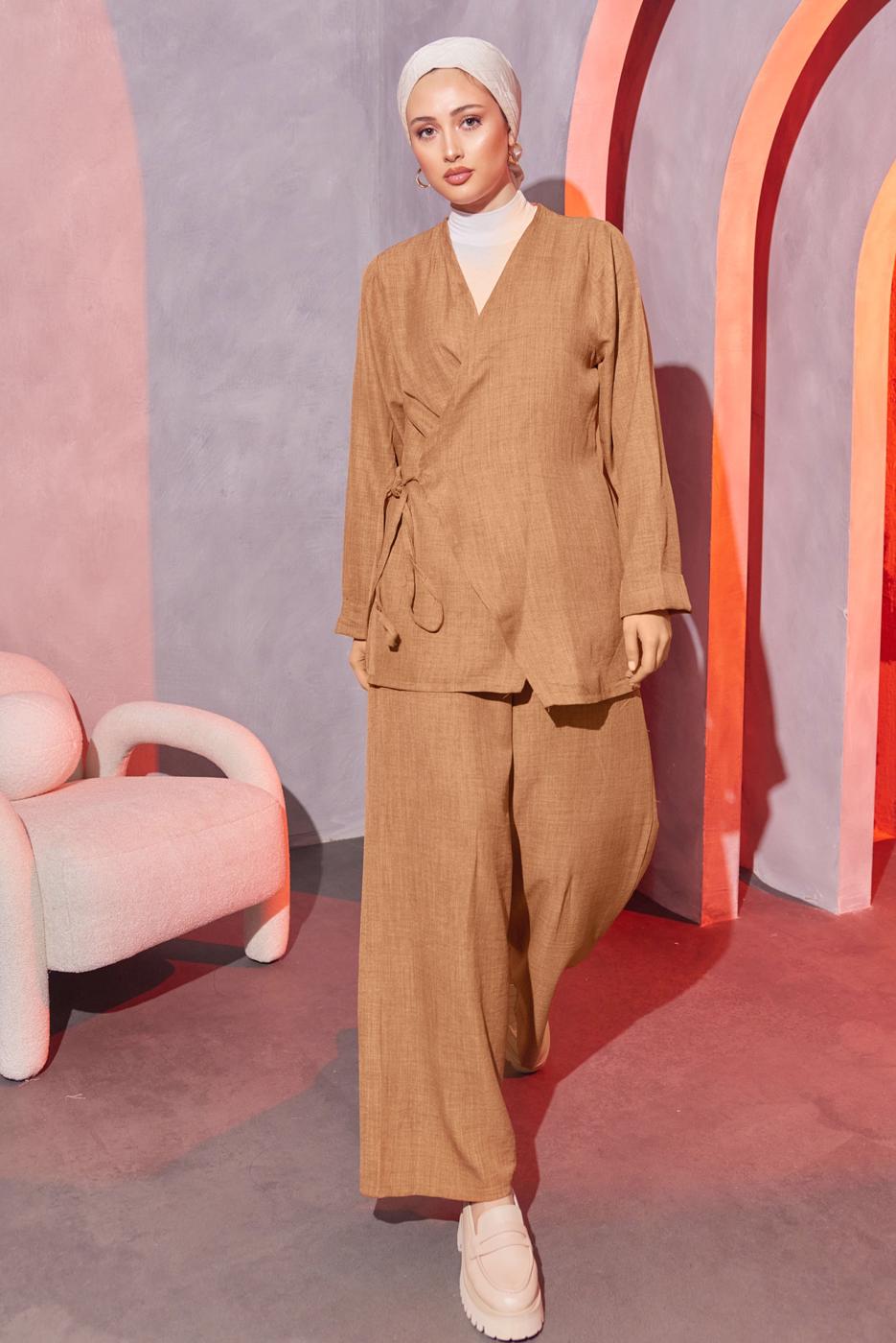 Tesettür giyim KAHVE ÇAPRAZ BAĞLAMALI PANTOLONLU TAKIM T 3604