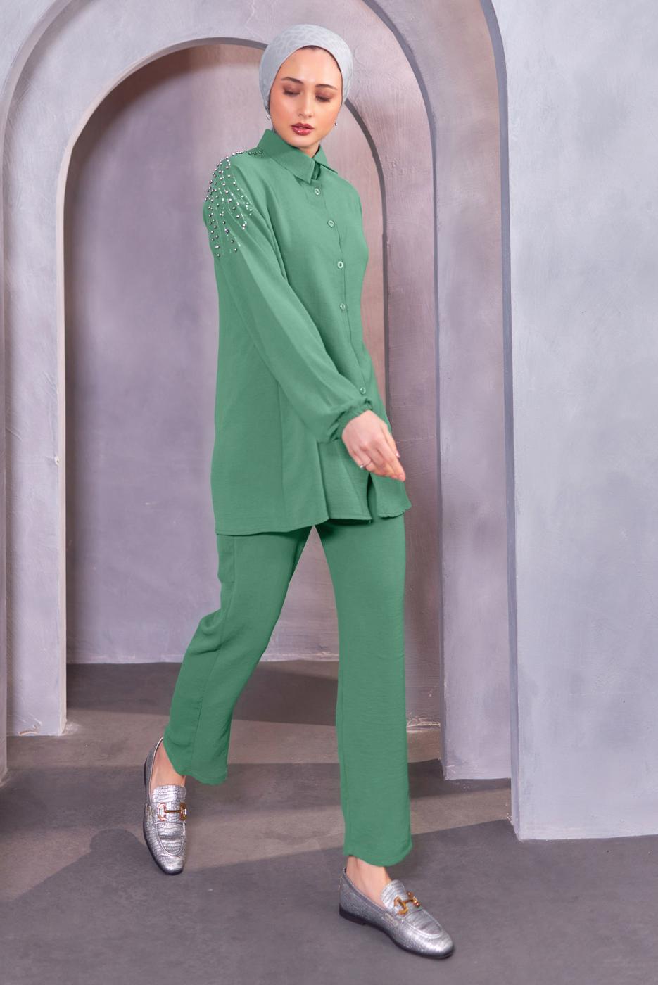 Tesettür giyim YEŞİL BONCUK DETAYLI PANTOLONLU TAKIM T 4093