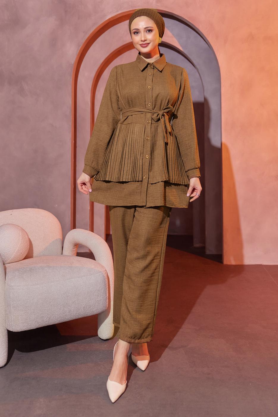 Tesettür giyim KAHVE PİLİSE DETAYLI PANTOLONLU TAKIM T 4493