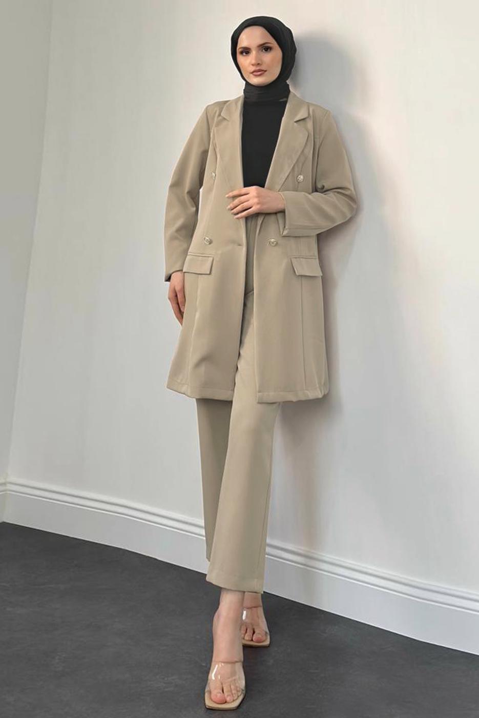 Tesettür giyim BEJ KRUVAZE YAKA PANTOLONLU TAKIM T 4995