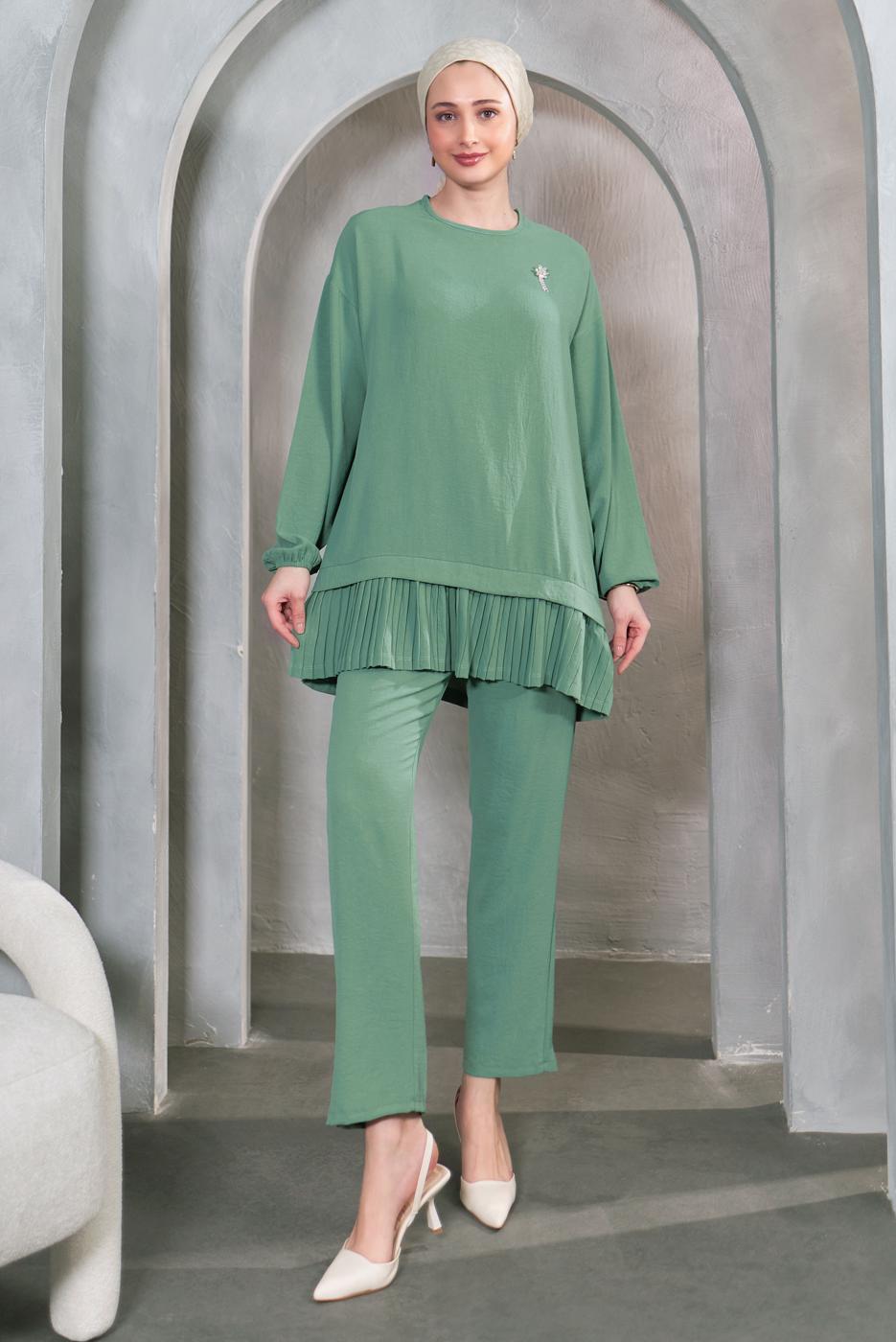 Tesettür giyim YEŞİL BROŞ DETAYLI PANTOLONLU TAKIM T 5983