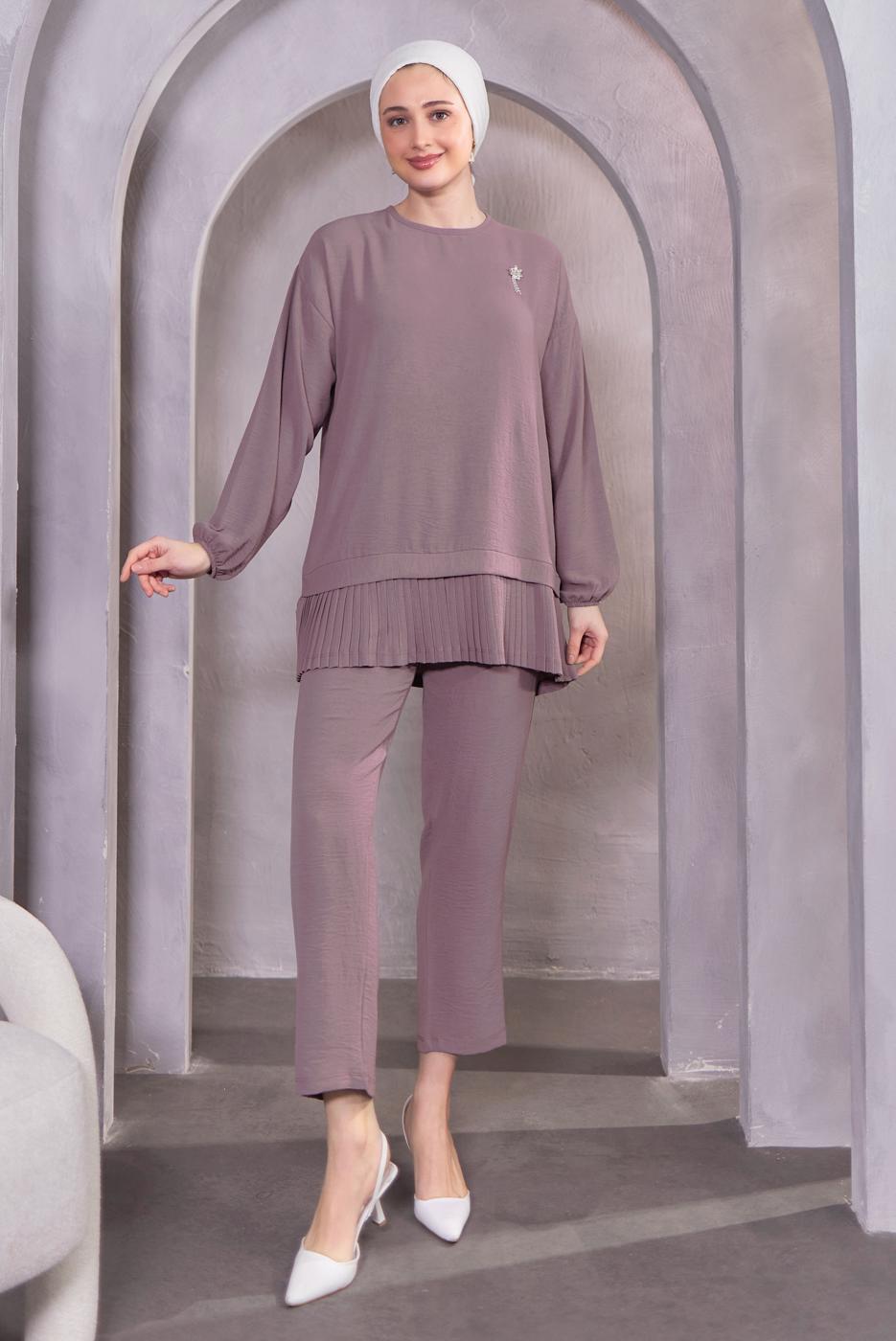 Tesettür giyim PEMBE BROŞ DETAYLI PANTOLONLU TAKIM T 5983