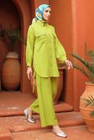 Tesettür giyim YEŞİL GÖMLEK YAKA PANTOLONLU TAKIM T 5991