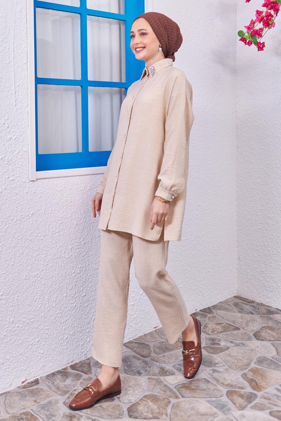 Tesettür giyim BEJ GÖMLEK YAKA PANTOLONLU TAKIM T 7083