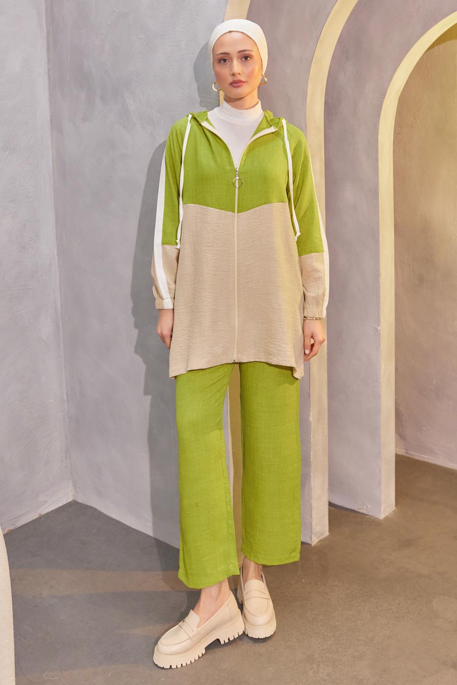 Tesettür giyim YEŞİL KAPÜŞONLU PANTOLONLU TAKIM T 8004