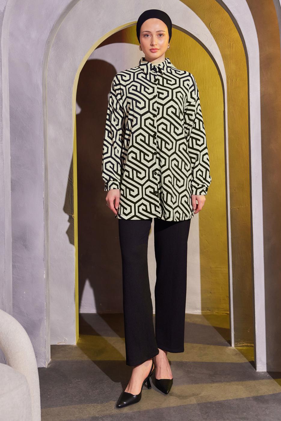 Tesettür giyim SİYAH DESENLİ PANTOLONLU TAKIM T 8304