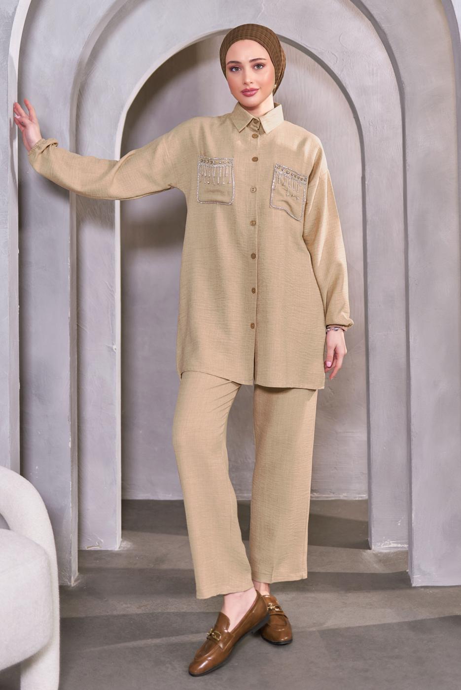 Tesettür giyim BEJ TAŞ DETAYLI PANTOLONLU TAKIM T 8683