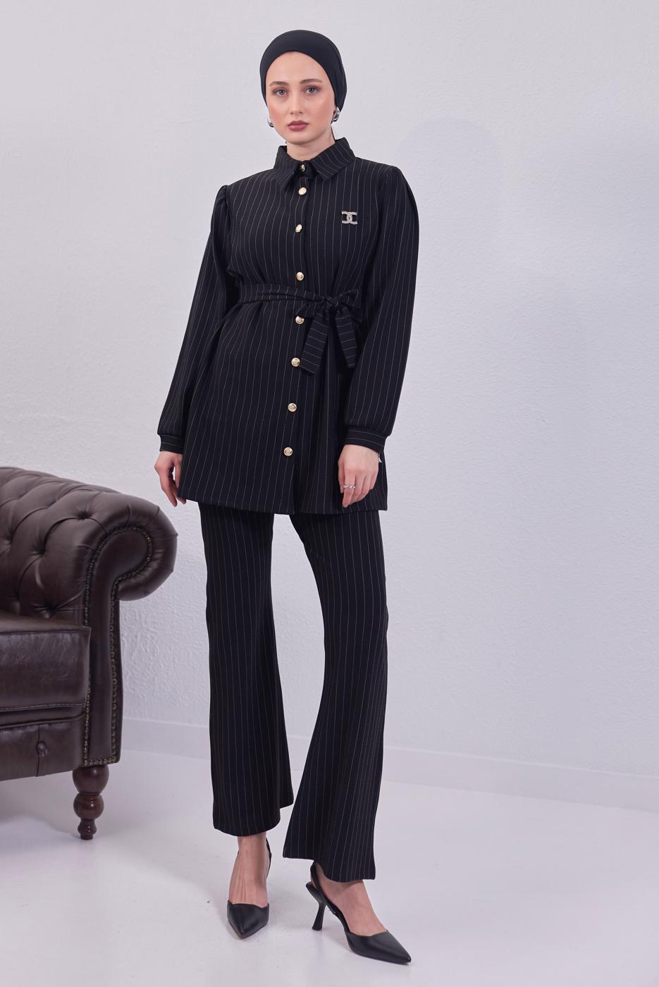 Tesettür giyim SİYAH KUŞAKLI ÇİZGİLİ PANTOLONLU TAKIM T 8783