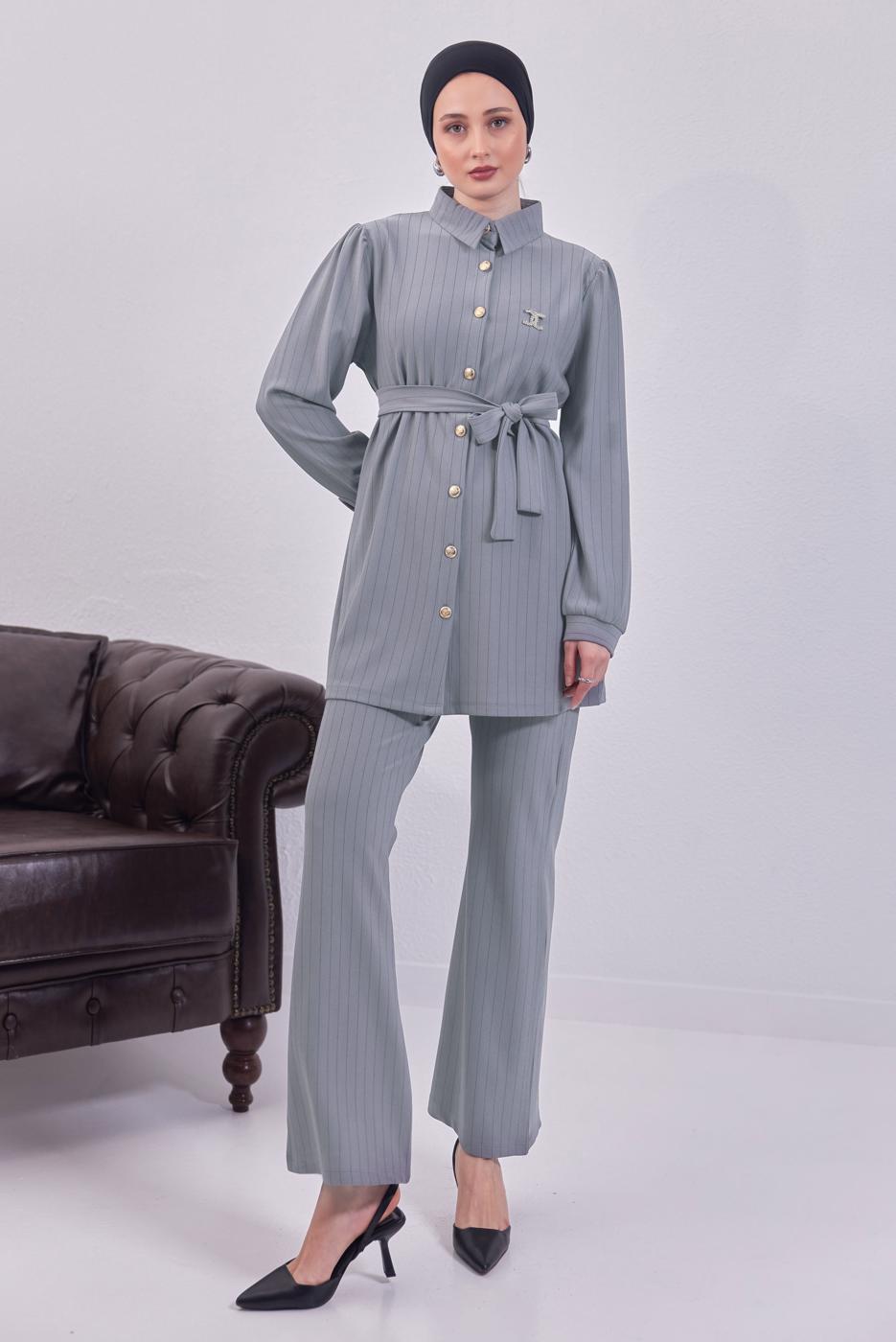 Tesettür giyim GRİ KUŞAKLI ÇİZGİLİ PANTOLONLU TAKIM T 8783