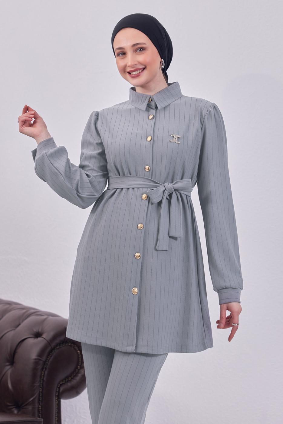 Tesettür giyim GRİ KUŞAKLI ÇİZGİLİ PANTOLONLU TAKIM T 8783