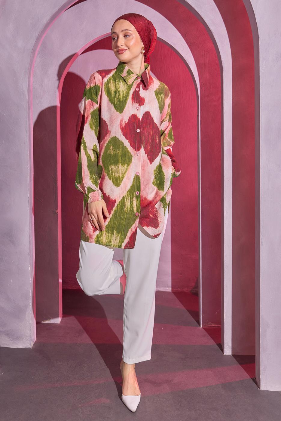 Tesettür giyim YEŞİL DESENLİ GÖMLEK TUNİK T 1814