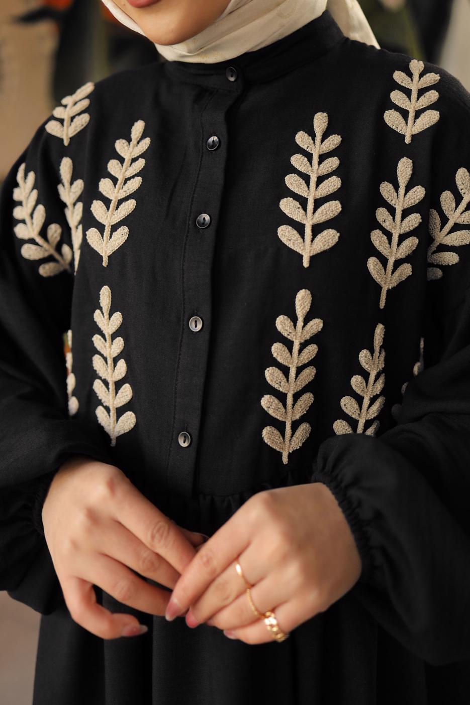 Tesettür giyim SİYAH YAPRAK DESENLİ GÖMLEK TUNİK T 6302