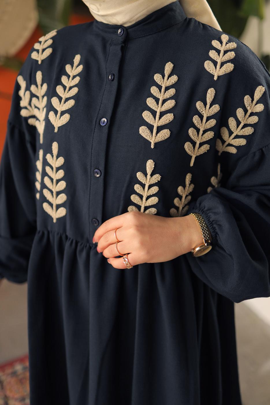 Tesettür giyim LACİVERT YAPRAK DESENLİ GÖMLEK TUNİK T 6302