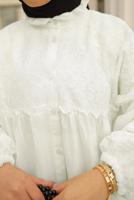 Tesettür giyim BEYAZ DANTEL DETAYLI GÖMLEK TUNİK T 6402