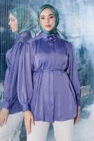 Tesettür giyim LACİVERT BROŞ DETAYLI TUNİK T 70042