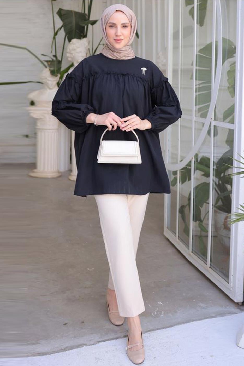 Tesettür giyim SİYAH BROŞ DETAYLI TUNİK T 74616