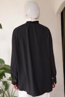 Tesettür giyim SİYAH BROŞ DETAYLI GÖMLEK TUNİK T 93616