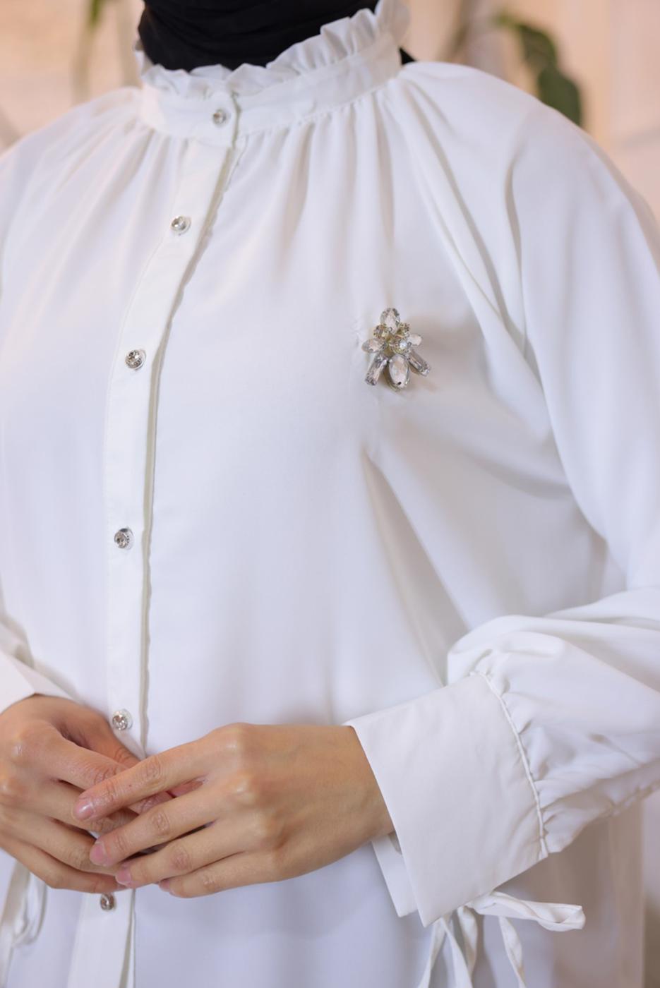 Tesettür giyim KREM BROŞ DETAYLI GÖMLEK TUNİK T 93616