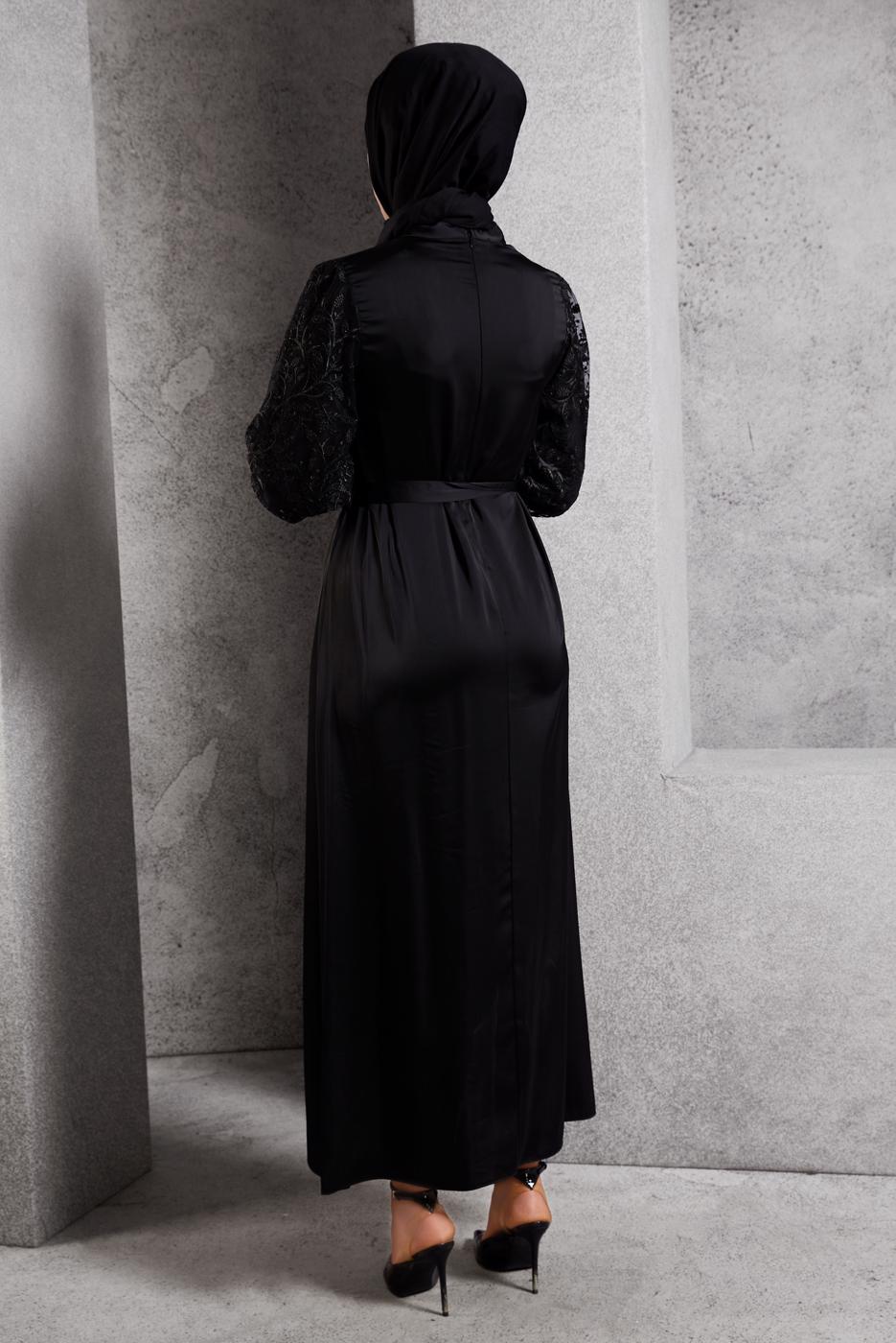 Tesettür giyim SİYAH KUŞAKLI SATEN ABİYE ELBİSE T 1516