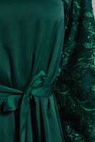 Tesettür giyim YEŞİL KUŞAKLI SATEN ABİYE ELBİSE T 1516