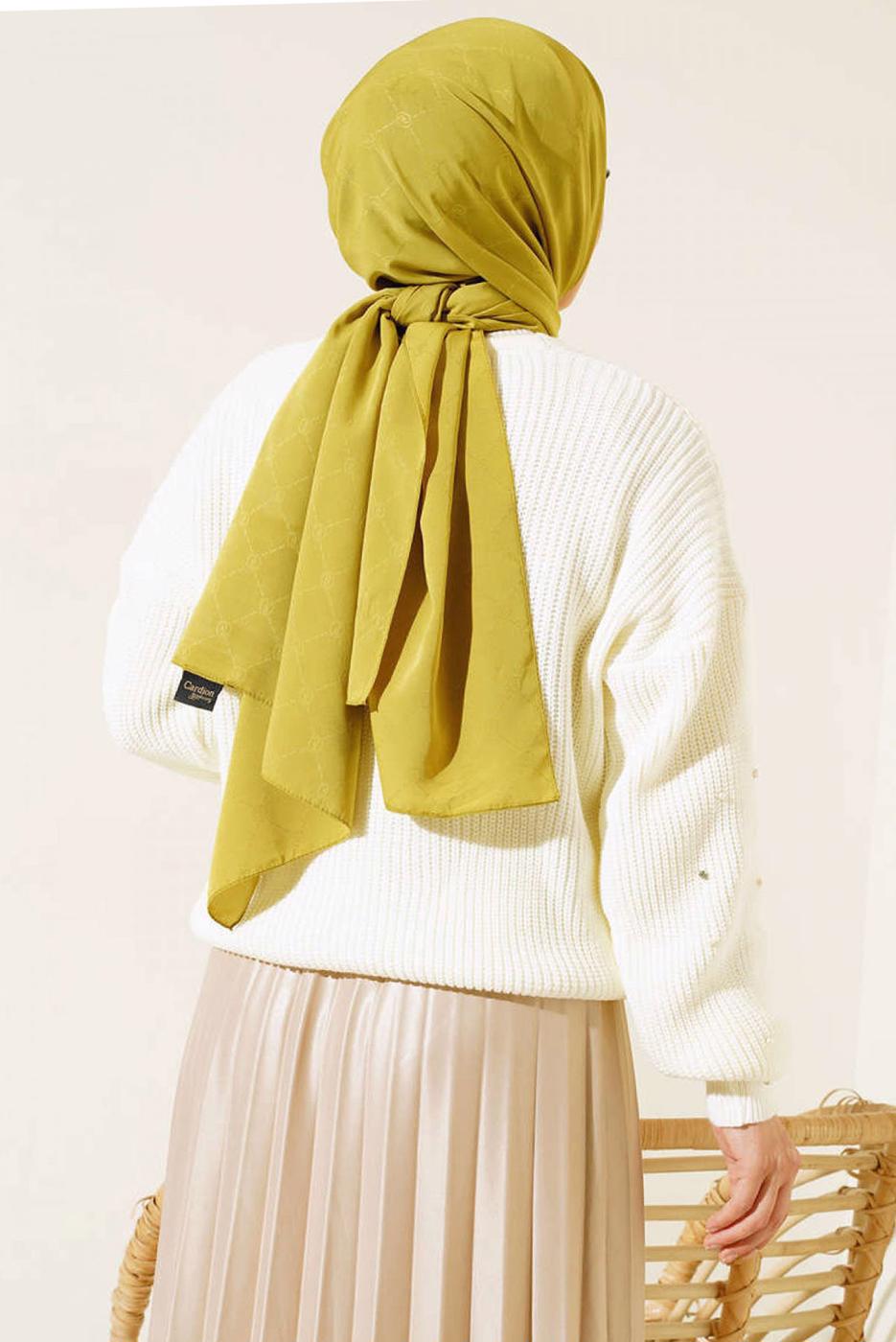 Tesettür giyim EKRU TAŞ DETAYLI TRİKO HIRKA T 5207