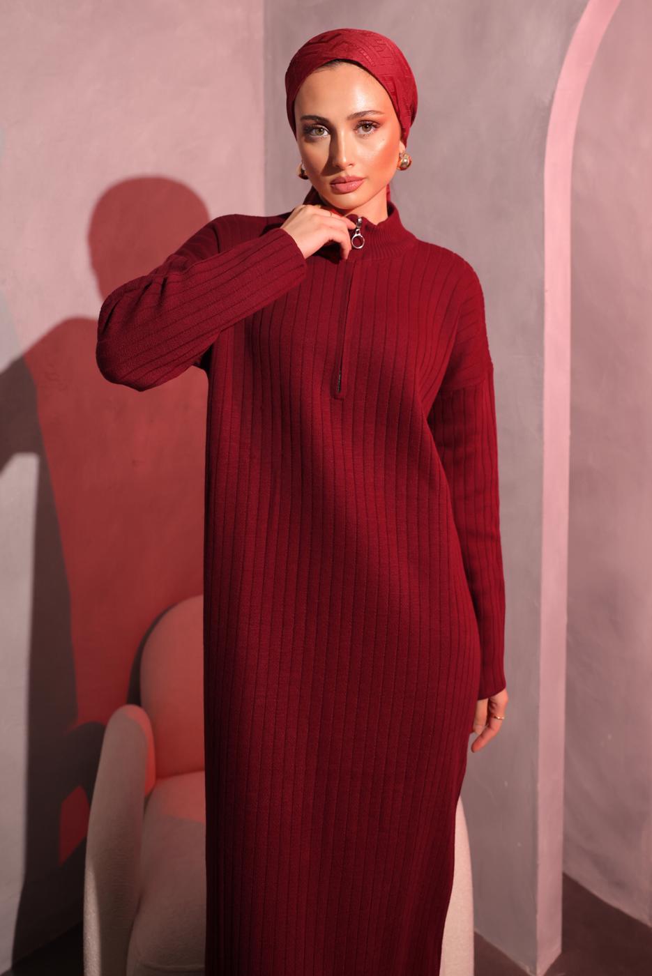 Tesettür giyim BORDO FERMUAR DETAYLI TRİKO ELBİSE T 3109