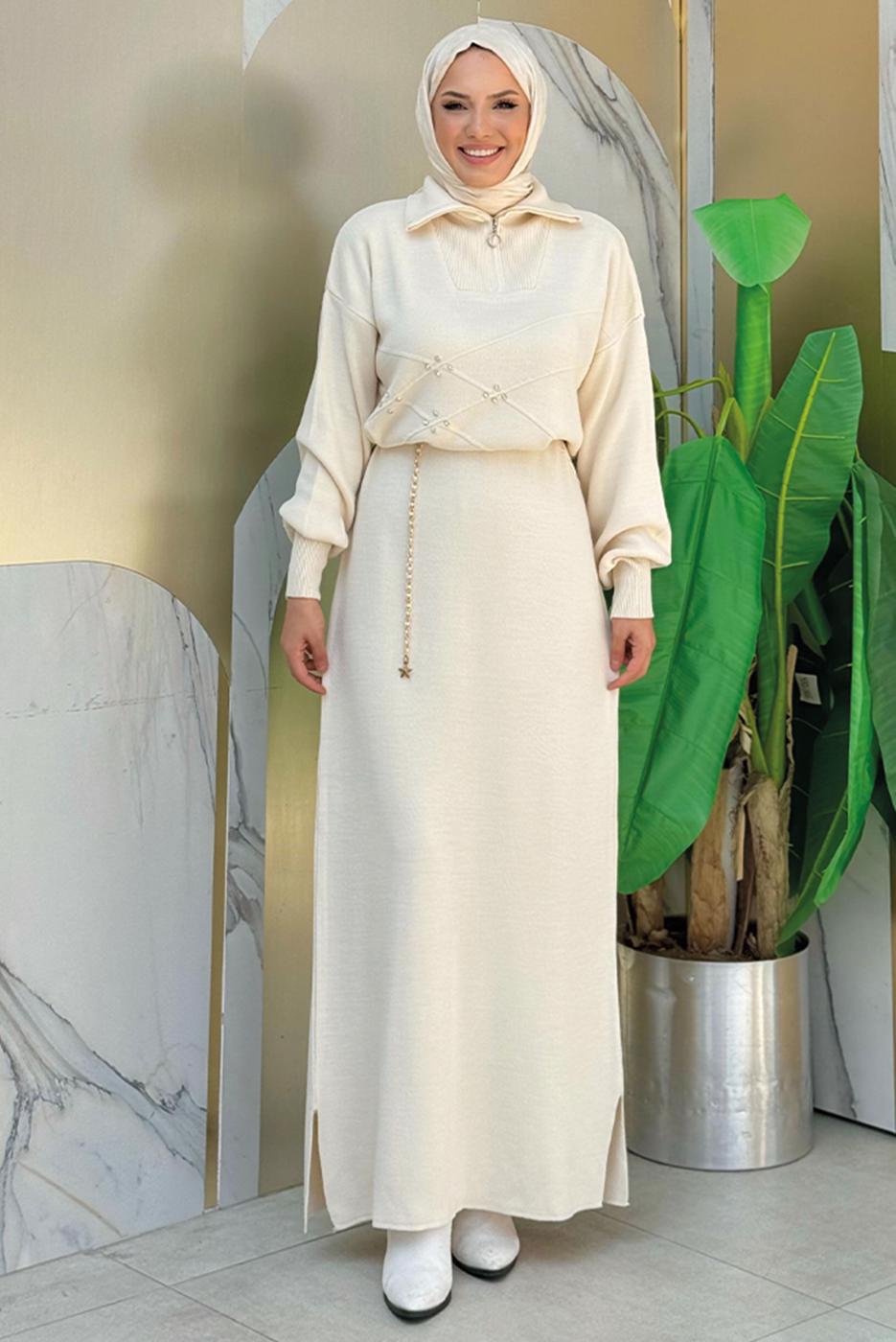 Tesettür giyim BEJ TAŞ DETAYLI TRİKO ELBİSE T 5551