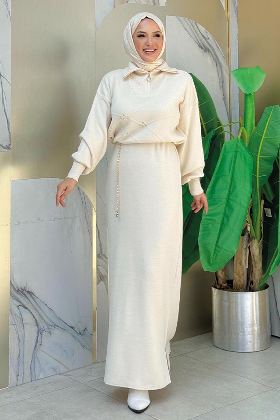 Tesettür giyim BEJ TAŞ DETAYLI TRİKO ELBİSE T 5551