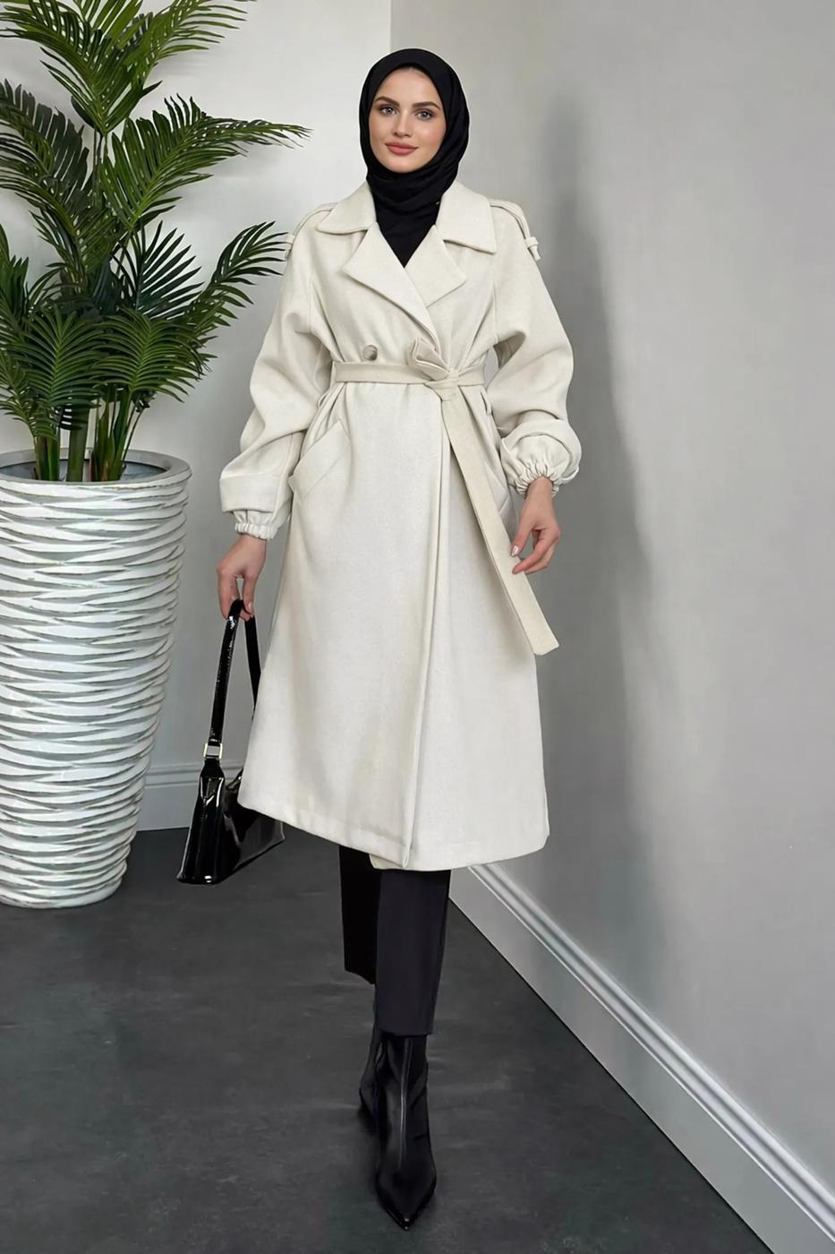 Tesettür giyim BEJ KUŞAKLI KABAN T 0116