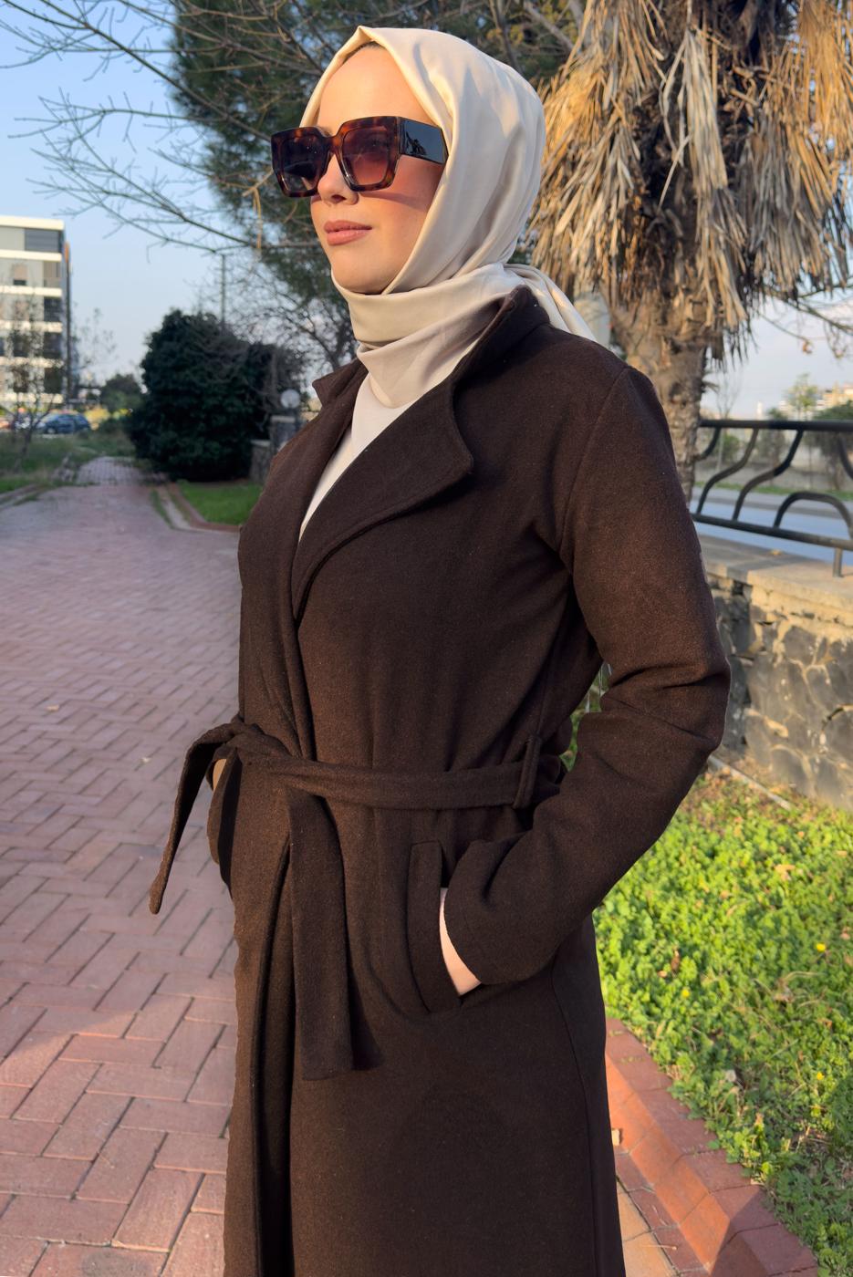 Tesettür giyim KAHVE KUŞAKLI KABAN T 0532 