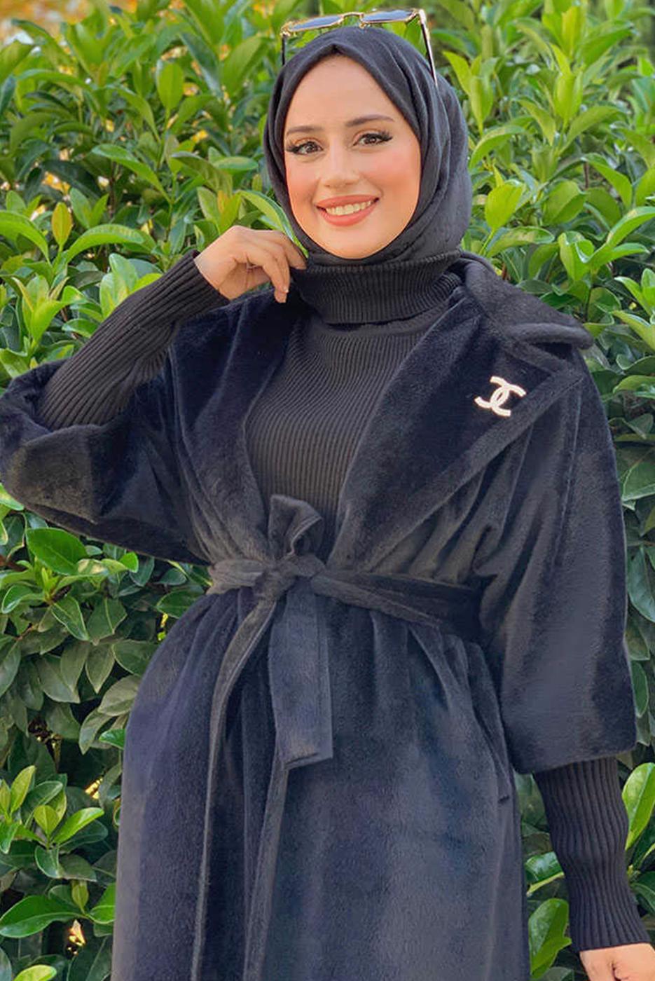 Tesettür giyim SİYAH KUŞAKLI PELUŞ KABAN T 3297
