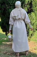 Tesettür giyim BEJ KUŞAKLI PELUŞ KABAN T 3297