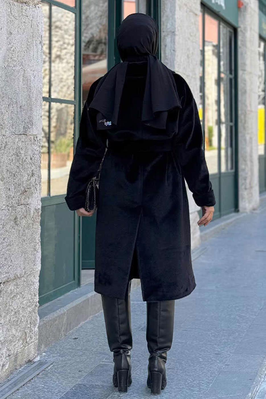 Tesettür giyim SİYAH KEMERLİ KABAN T 8297