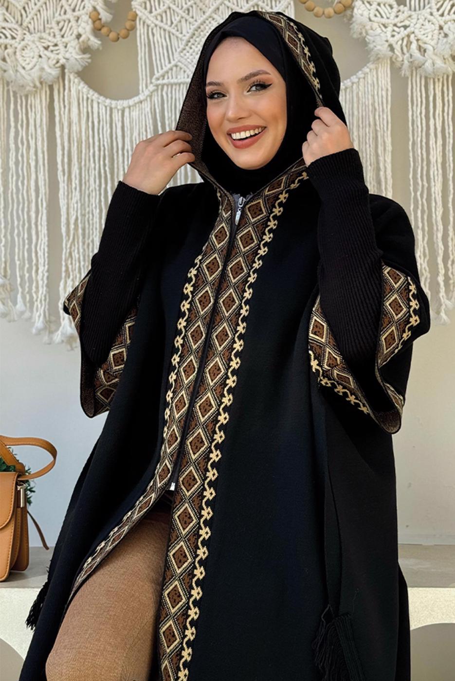 Tesettür giyim SİYAH KAPÜŞONLU TRİKO PANÇO T 32021